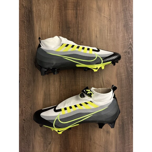 Nike Men Size 12 Vapor Edge Pro 360 Football Cleats Black Grey Volt DQ3670-071 - Picture 1 of 7